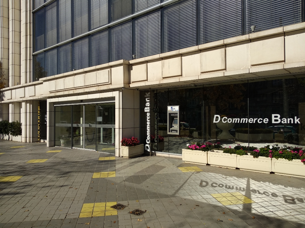 Dcommerce Bank - ATM