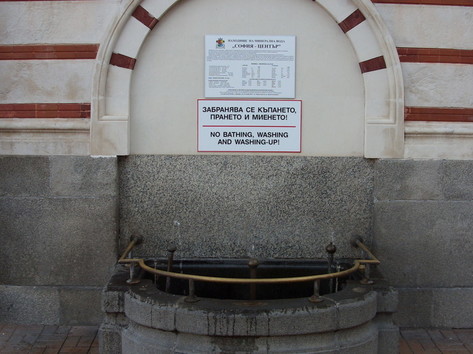 Drinking water fountain - Mineral water