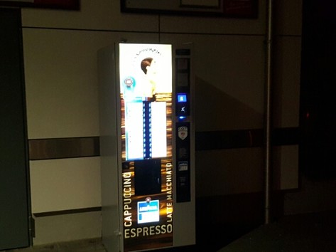 Coffee vending machine