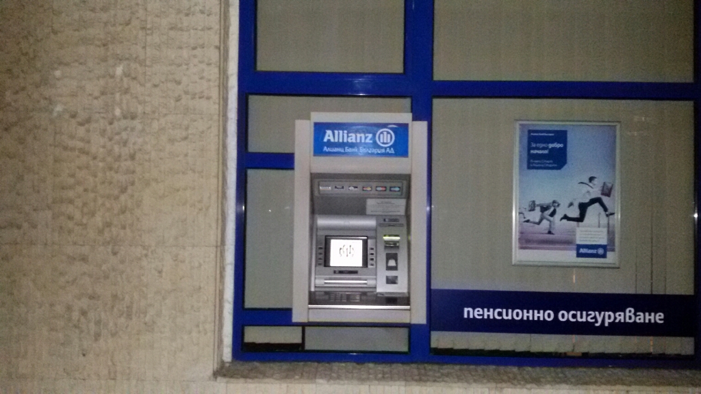 Allianz - ATM