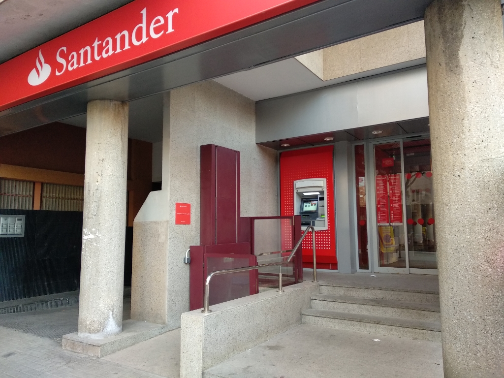 Santander - Банкомат