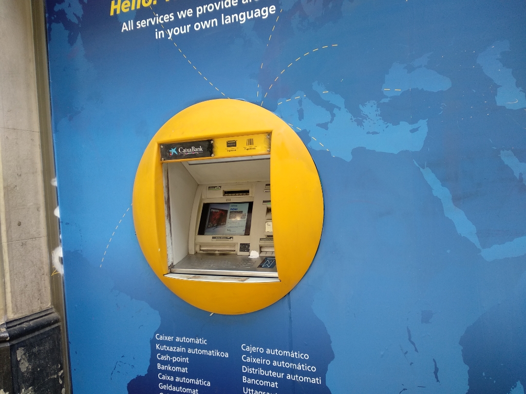 CaixaBank - ATM