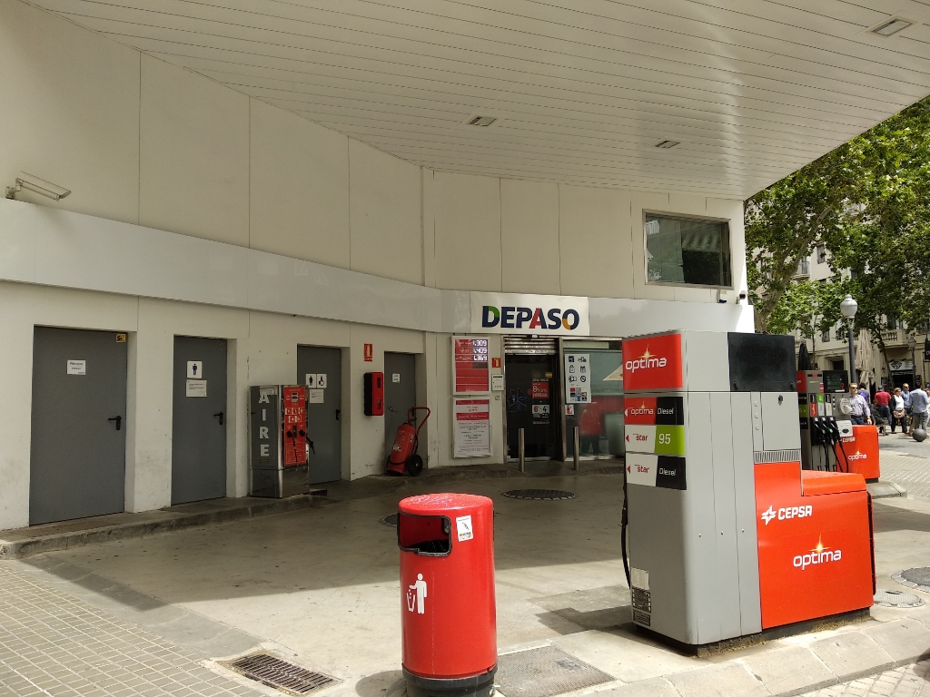 Cepsa - Petrol station