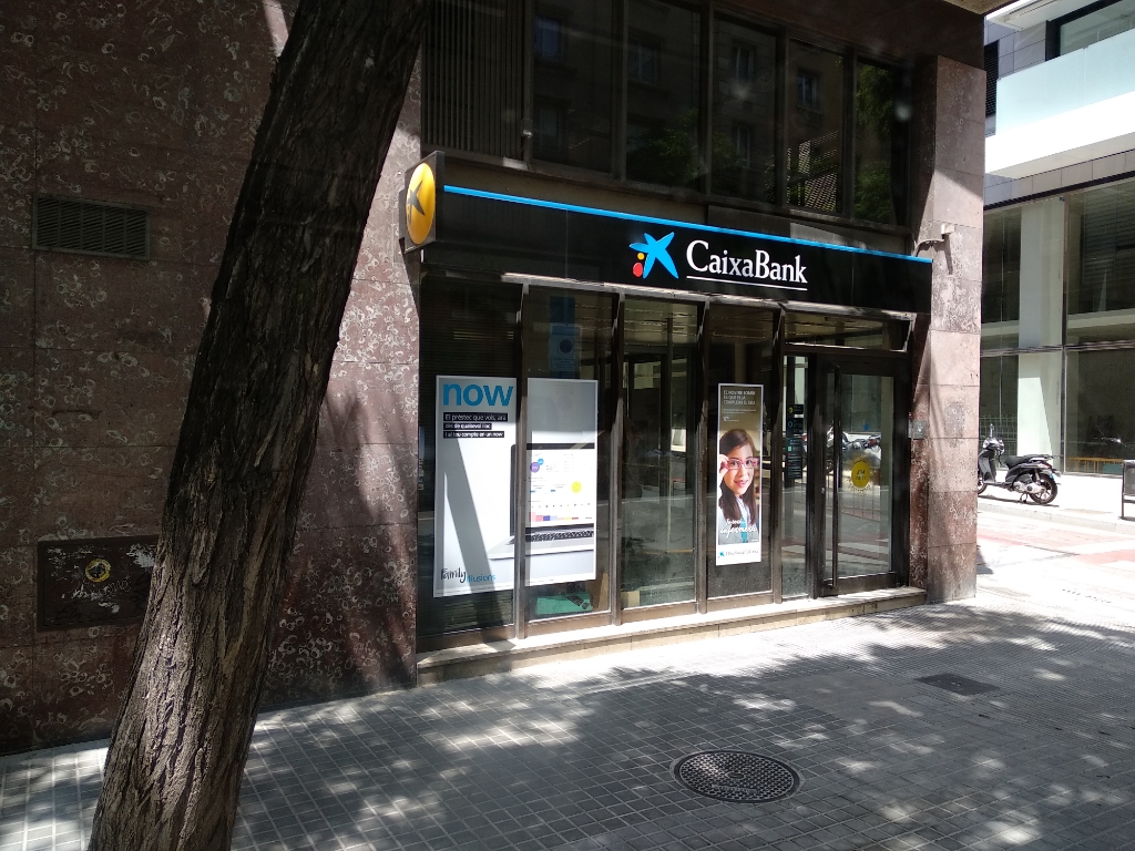 CaixaBank - Банкомат