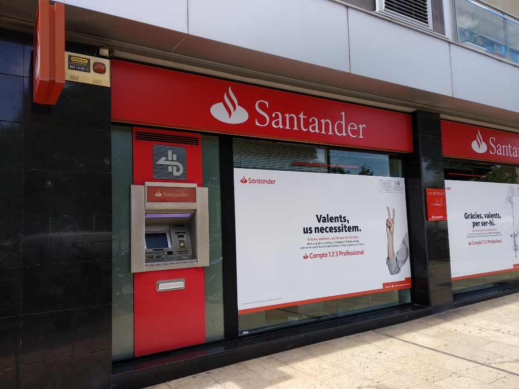 Santander - Банкомат