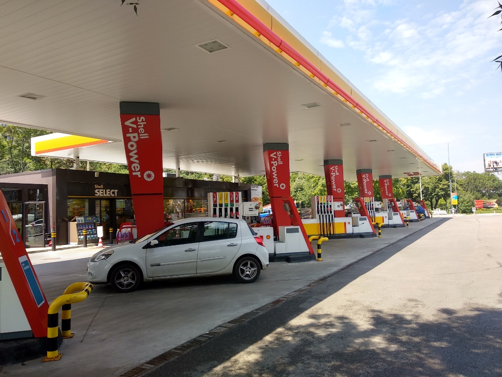 Shell - Petrol station, lpg