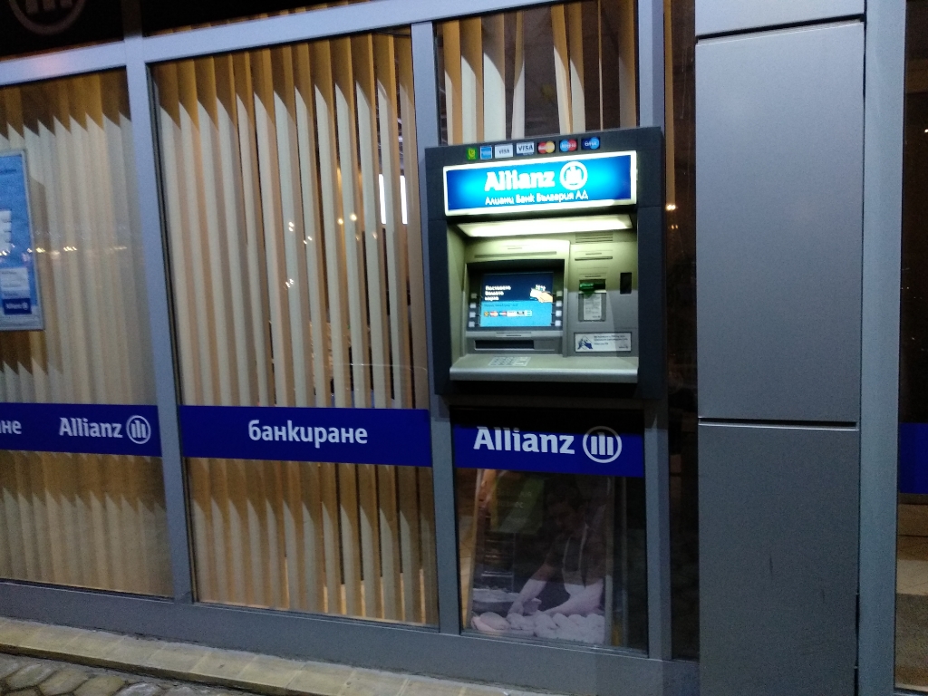 Allianz - ATM