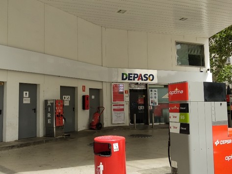 Cepsa - Petrol station