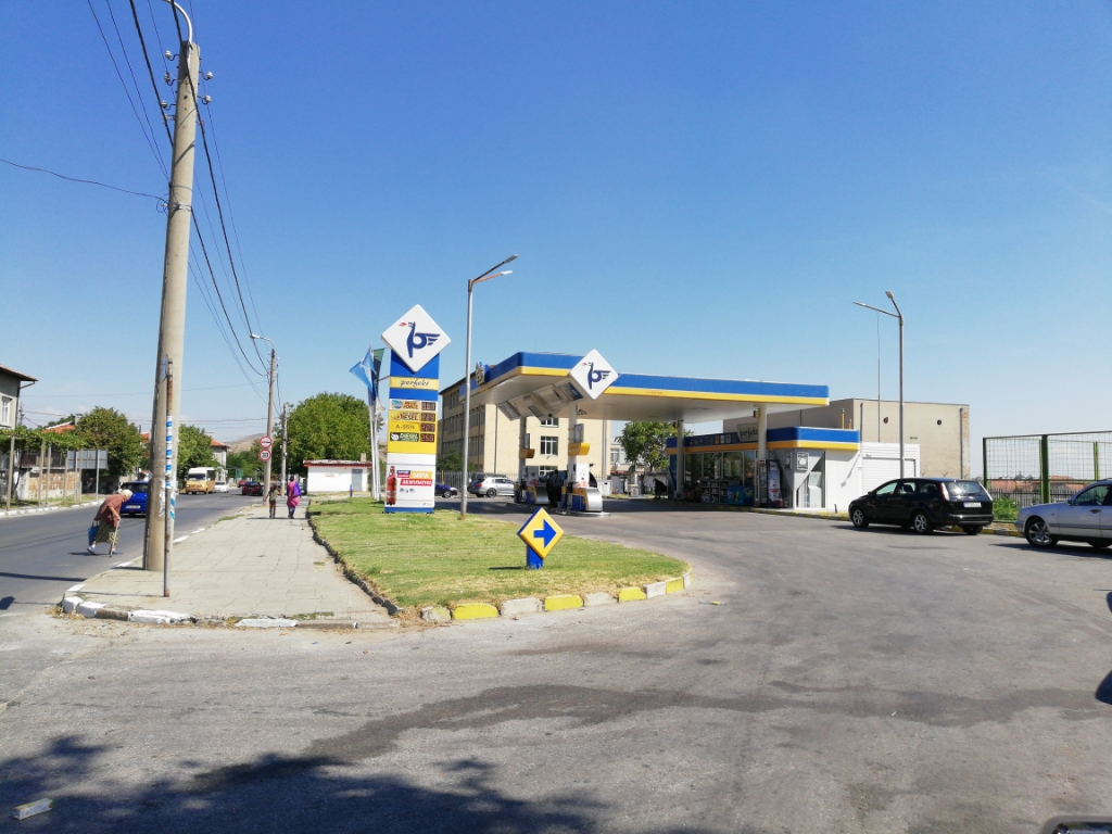 Petrol - Petrol station, lpg