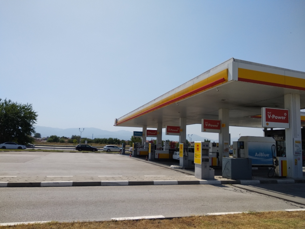 Shell - Petrol station, lpg