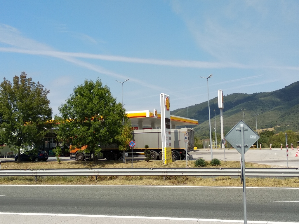 Shell - Petrol station, lpg