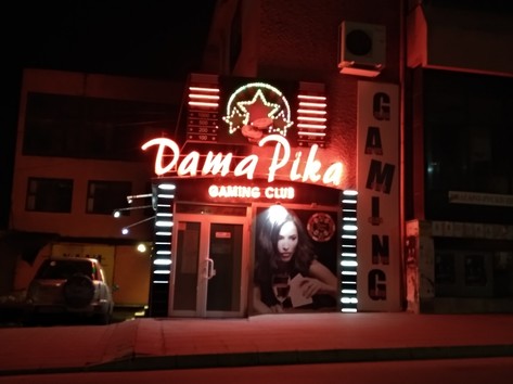 Dama Pika - Casino