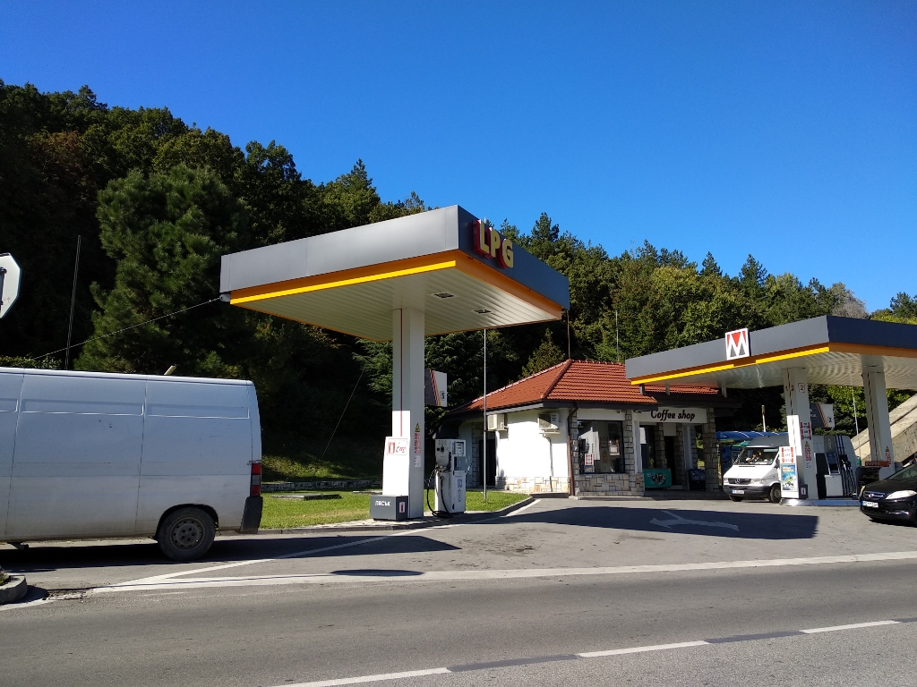 Mechkarov - Petrol station, lpg