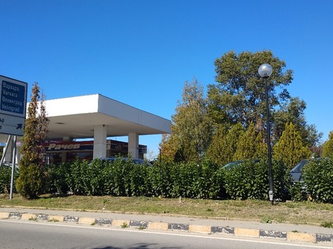 Ratchev - Petrol station, lpg