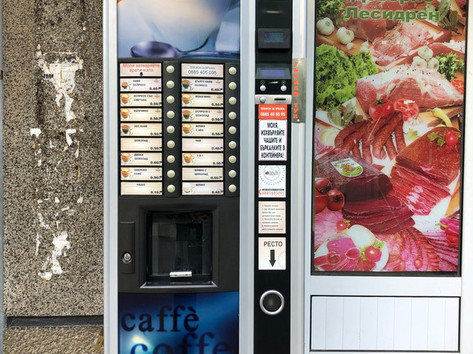 Coffee vending machine