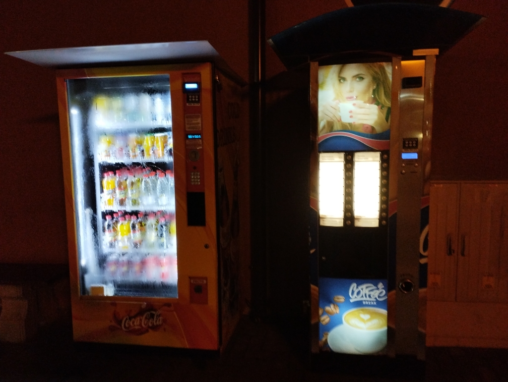 Coffee vending machines, cold drinks and snacks machines