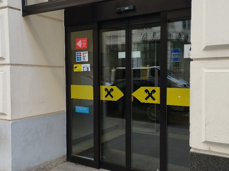 RaiffeisenBANK - ATM, Self service zone