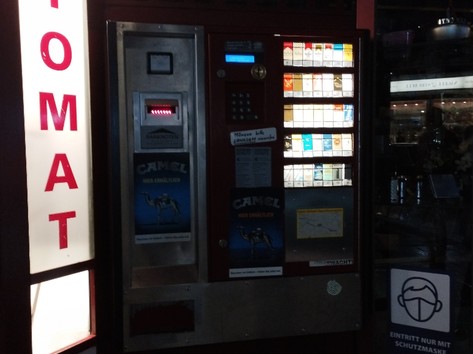 Cigarette vending machine