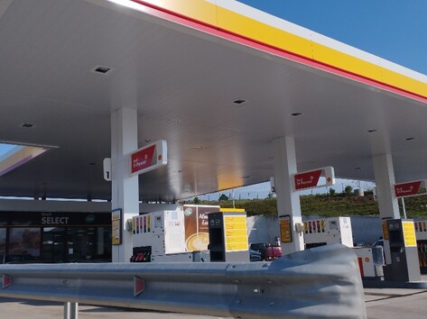 Shell - Petrol station