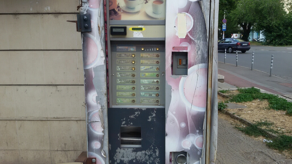 Coffee vending machine