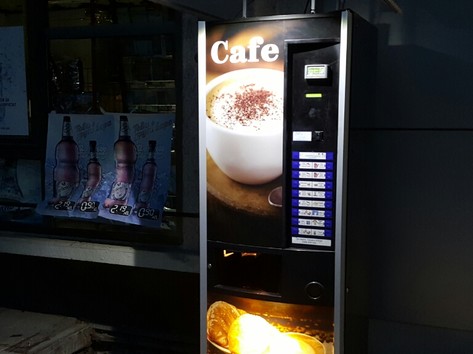 Coffee vending machine