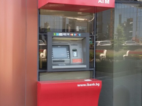 Investbank - ATM