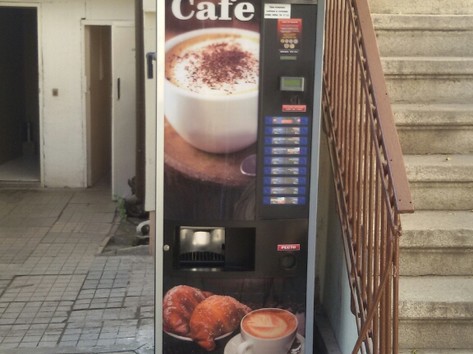 Coffee vending machine